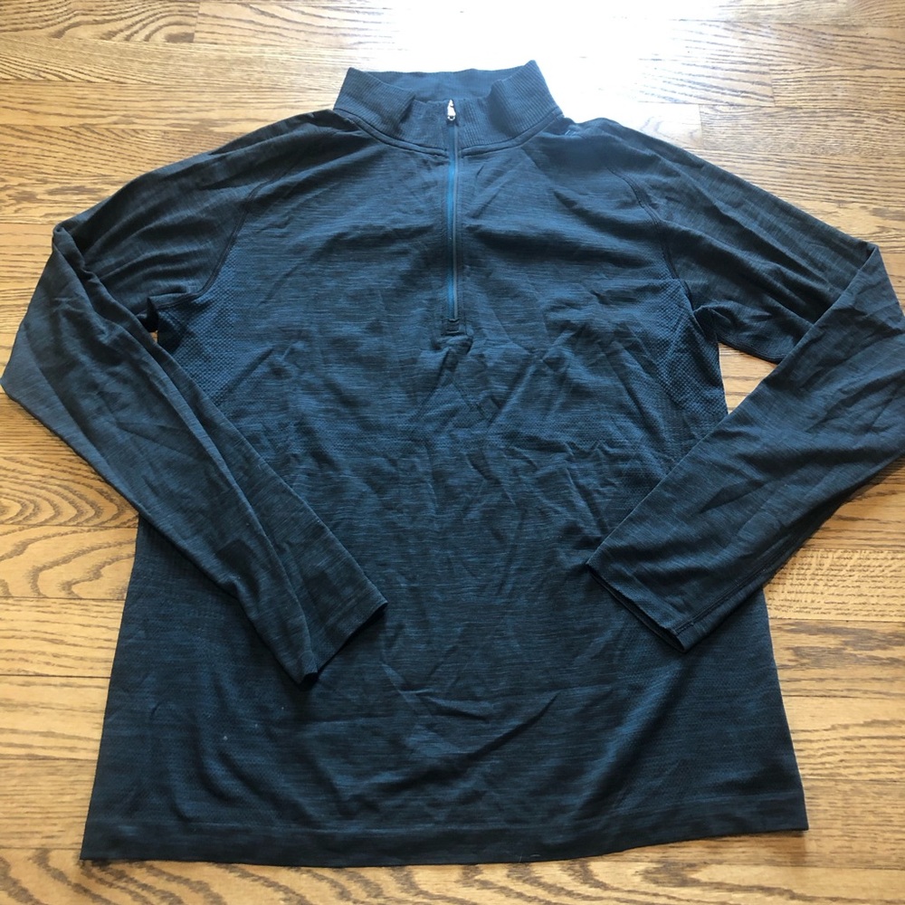 Lululemon Metal Vent Tech 1/4 Zip Longsleeve Dark Blue